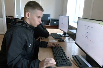 На Волині третій день триває подача заяв через електронні кабінети на вступ до університетів На Волині третій день триває подача заяв через електронні кабінети на вступ до університетів