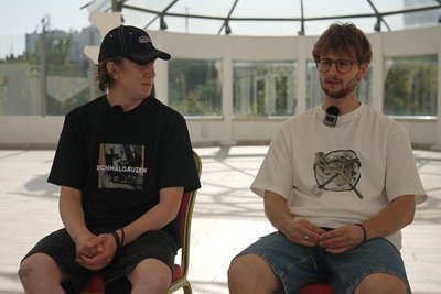 Скільки людей збирає гурт Schmalgauzen на концертах та як знімають фільми одним кадром | Свої люди