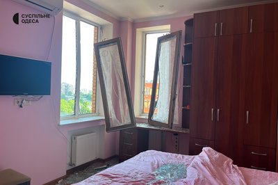 Вибиті вікна квартири в Одесі Вибиті вікна квартири в Одесі