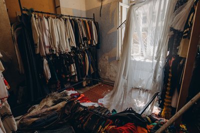 Одеська кіностудія постраждала під час російської атаки: фото пошкоджень Одеська кіностудія постраждала під час російської атаки: фото пошкоджень