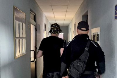 У Житомирі повідомили про підозру чоловікові, який поранив працівника аптеки У Житомирі повідомили про підозру чоловікові, який поранив працівника аптеки