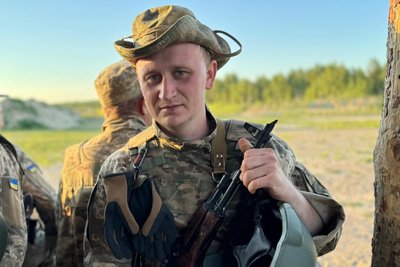 митці на фронті, хто приєднався митці на фронті, хто приєднався