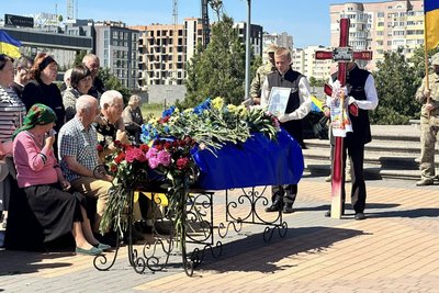 "55 герой": у громаді на Одещині попрощались з військовим, який вважався зниклим безвісти "55 герой": у громаді на Одещині попрощались з військовим, який вважався зниклим безвісти