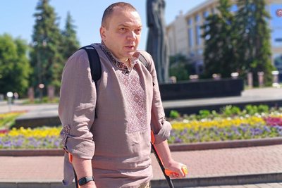 Боєць-штурмовик з ампутацією у Луцьку організовує зустрічі зі школярами Боєць-штурмовик з ампутацією у Луцьку організовує зустрічі зі школярами