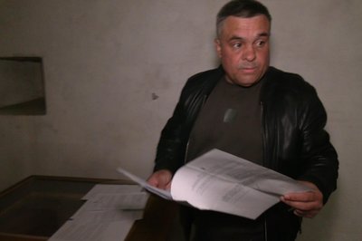 У Сутковецьку церкву Хмельниччини зайшли законні власники: що відомо У Сутковецьку церкву Хмельниччини зайшли законні власники: що відомо
