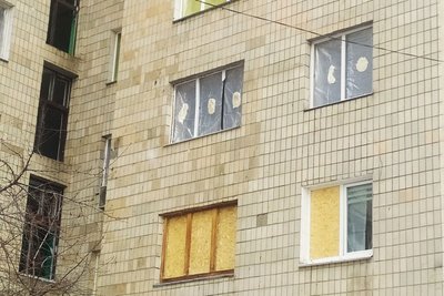 У Вишневому ліквідовують наслідки ракетної атаки. Постраждалим забезпечили ночівлю та харчування У Вишневому ліквідовують наслідки ракетної атаки. Постраждалим забезпечили ночівлю та харчування
