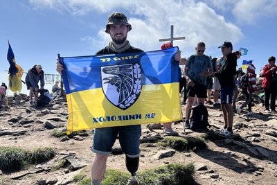 Нацгвардієць з Одещини після поранення підкорив Говерлу Нацгвардієць з Одещини після поранення підкорив Говерлу