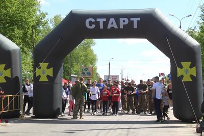 Збирали на РЕБ для прикордонників: у Хмельницькому відбувся благодійний забіг "Сталевий кордон" Збирали на РЕБ для прикордонників: у Хмельницькому відбувся благодійний забіг "Сталевий кордон"