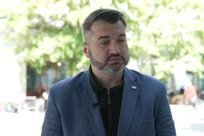 Війна за сміття у Житомирі — хто має прибирати територію на Покровській та що кажуть місцеві жителі Війна за сміття у Житомирі — хто має прибирати територію на Покровській та що кажуть місцеві жителі