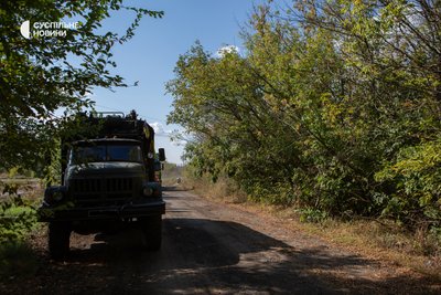 Мобільна автомайстерня на колесах для ремонтних мобільних груп на фронті Мобільна автомайстерня на колесах для ремонтних мобільних груп на фронті