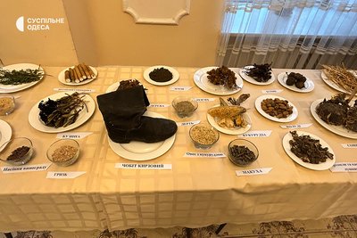 В Одесі відбулась виставка-реконструкція страв, які їли жителі регіону під час Голодомору В Одесі відбулась виставка-реконструкція страв, які їли жителі регіону під час Голодомору