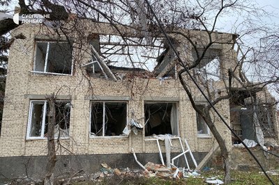 Розбита ззовні та всередині. Який має вигляд Святогірська міська рада Розбита ззовні та всередині. Який має вигляд Святогірська міська рада