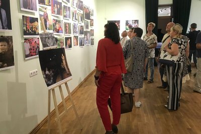 "Спогад наче дотик серця" — у Житомирі вшанували пам'ять письменника, композитора, барда Володимира Шинкарука "Спогад наче дотик серця" — у Житомирі вшанували пам'ять письменника, композитора, барда Володимира Шинкарука