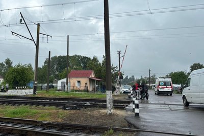 В Голобах поїзд збив жінку В Голобах поїзд збив жінку