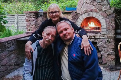 “Орк побачив консерви для собак. Каже: "Це ми собі візьмемо" — волонтер, що врятував понад 200 людей на Київщині “Орк побачив консерви для собак. Каже: "Це ми собі візьмемо" — волонтер, що врятував понад 200 людей на Київщині