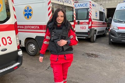"Це можливість виказати шану": Антоніна Хижняк розповіла про український серіал на реальних подіях війни "Я – Надія" "Це можливість виказати шану": Антоніна Хижняк розповіла про український серіал на реальних подіях війни "Я – Надія"