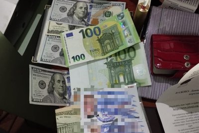 Жительку Миколаєва підозрюють у незаконному переправленні чоловіків закордон Жительку Миколаєва підозрюють у незаконному переправленні чоловіків закордон