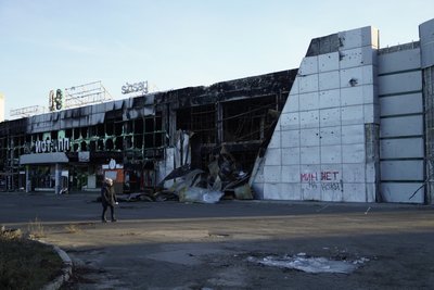 "Місто пустих коробок". Як три роки окупації змінили Сіверськодонецьк "Місто пустих коробок". Як три роки окупації змінили Сіверськодонецьк