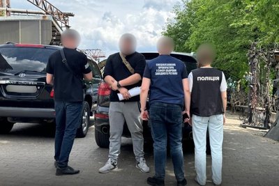 Пособництво дезертирству: трьох волинян підозрюють в організації втеч військових з ВЧ і навчальних центрів Пособництво дезертирству: трьох волинян підозрюють в організації втеч військових з ВЧ і навчальних центрів