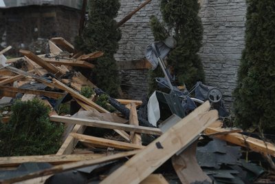 "Батьки самі привезли постраждалу до лікарні" — внаслідок атаки РФ в Житомирі загинула чотирирічна дитина "Батьки самі привезли постраждалу до лікарні" — внаслідок атаки РФ в Житомирі загинула чотирирічна дитина