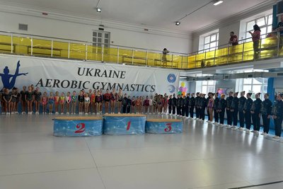 Чемпіонат зі спортивної аеробіки "АERO ENERGY SUMMER CUP" у Житомирі — скільки учасників долучилися Чемпіонат зі спортивної аеробіки "АERO ENERGY SUMMER CUP" у Житомирі — скільки учасників долучилися