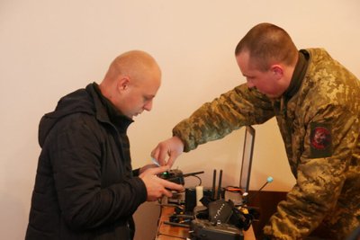 Навчання нацспротиву: у Коростенському районі тренують держслужбовців та охочих жителів громад Навчання нацспротиву: у Коростенському районі тренують держслужбовців та охочих жителів громад