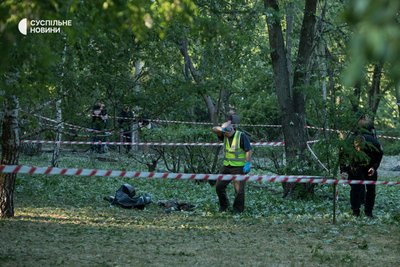 Росія завдала ракетного удару по Києву 1 червня 2023 року. У Деснянському районі столиці загинули три людини Росія завдала ракетного удару по Києву 1 червня 2023 року. У Деснянському районі столиці загинули три людини