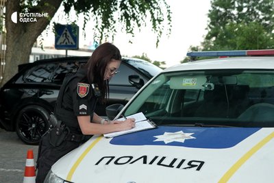 Ветеран проти автохамів: як в Одесі звільняють паркомісця для людей з інвалідністю Ветеран проти автохамів: як в Одесі звільняють паркомісця для людей з інвалідністю