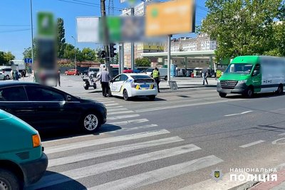 В Одесі водій вантажівки збив 65-річну жінку: її шпиталізували
