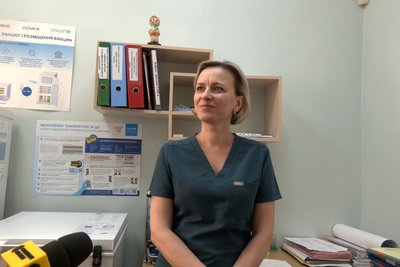 На Житомирщині від вірусу папіломи людини вакцинували понад 3 тисячі дівчат віком 12 та 13 років На Житомирщині від вірусу папіломи людини вакцинували понад 3 тисячі дівчат віком 12 та 13 років