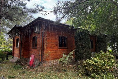 Армія РФ другу ніч поспіль атакувала Одещину дронами: пошкоджено житлові будинки, автомобіль, склад Армія РФ другу ніч поспіль атакувала Одещину дронами: пошкоджено житлові будинки, автомобіль, склад