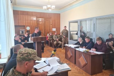 На суді в Житомирі заслухали ще одного потерпілого у справі про вимагання, вбивство і викрадання людей На суді в Житомирі заслухали ще одного потерпілого у справі про вимагання, вбивство і викрадання людей