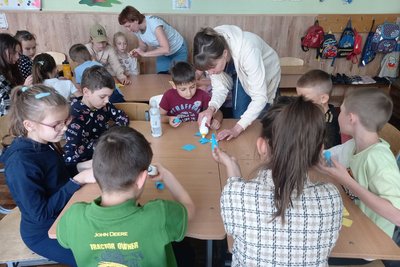Квести, майстеркласи й екскурсії: як працює пришкільний табір на Волині Квести, майстеркласи й екскурсії: як працює пришкільний табір на Волині