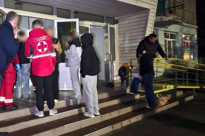 Пожежа в центрі Житомира — загорілася кімната в гуртожитку медичного інституту Пожежа в центрі Житомира — загорілася кімната в гуртожитку медичного інституту