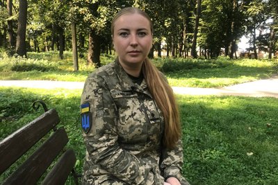 "Я була певна, що наша історія тільки починається і триватиме далі" — дружина полеглого Героя України Василя Поліщука "Я була певна, що наша історія тільки починається і триватиме далі" — дружина полеглого Героя України Василя Поліщука