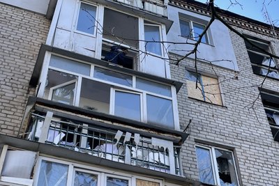 Херсон, пошкоджений будинок внаслідок російських обстрілів, 1 лютого 2024 рік Херсон, пошкоджений будинок внаслідок російських обстрілів, 1 лютого 2024 рік