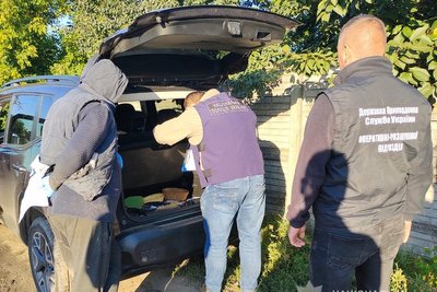 У Сумах трьох чоловіків підозрюють у причетності до схеми ухилення від мобілізації У Сумах трьох чоловіків підозрюють у причетності до схеми ухилення від мобілізації
