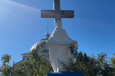 На Рівненщині священник перетворив церковне подвір'я в музей На Рівненщині священник перетворив церковне подвір'я в музей