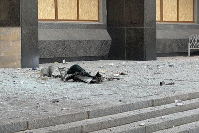 Російські війська вдарили безпілотником по Сумській ОДА Російські війська вдарили безпілотником по Сумській ОДА