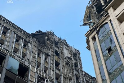 Ракетна атака на Київ: уламки впали в кількох районах, є постраждалі Ракетна атака на Київ: уламки впали в кількох районах, є постраждалі