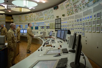 Тренування працівників АЕС на випадок російських обстрілів Тренування працівників АЕС на випадок російських обстрілів