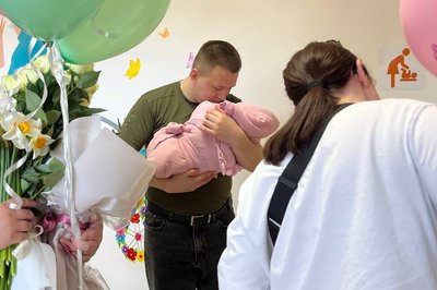 У подружжя військовослужбовців у Луцьку народилася донька У подружжя військовослужбовців у Луцьку народилася донька