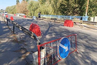 У Бердичеві на Житомирщині обвалилася частина мосту над річкою — що відомо про ситуацію