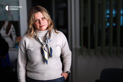 Зореслава Люльчак — керівниця реабілітаційного центру "Джерело" та мама дитини з інвалідністю. Зореслава Люльчак — керівниця реабілітаційного центру "Джерело" та мама дитини з інвалідністю.