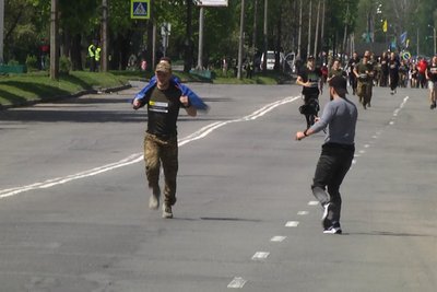 Збирали на РЕБ для прикордонників: у Хмельницькому відбувся благодійний забіг "Сталевий кордон" Збирали на РЕБ для прикордонників: у Хмельницькому відбувся благодійний забіг "Сталевий кордон"