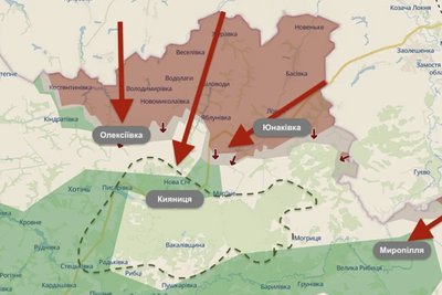 Російська армія тягнеться до лісу в Сумському районі Російська армія тягнеться до лісу в Сумському районі