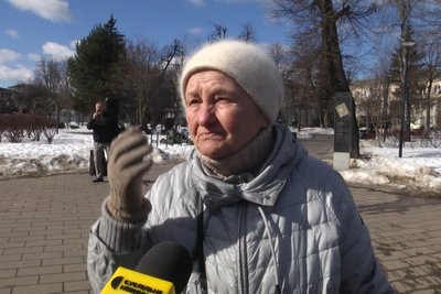 "Це створює позитивну атмосферу", — в Житомирі таксист Віктор Гаманюк-Емануель співає пасажирам "Це створює позитивну атмосферу", — в Житомирі таксист Віктор Гаманюк-Емануель співає пасажирам