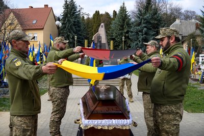 Ужгород, прощання, захисник, Сергій Козаченко Ужгород, прощання, захисник, Сергій Козаченко