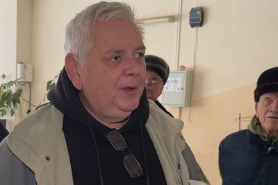 “У них теплі квартири, а ми заручники”. У сумській п'ятиповерхівці не вмикають опалення “У них теплі квартири, а ми заручники”. У сумській п'ятиповерхівці не вмикають опалення