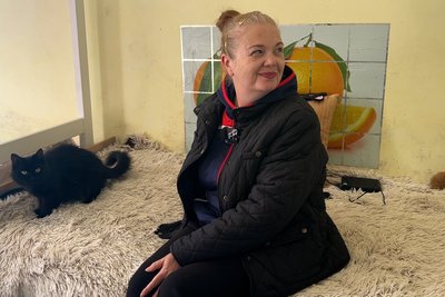 "Зірвався КАБ-250 і мене в хаті завалило дахом": своїми історіями поділилися переселенці, яку прибули на Рівненщину "Зірвався КАБ-250 і мене в хаті завалило дахом": своїми історіями поділилися переселенці, яку прибули на Рівненщину